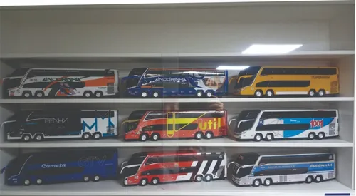 Miniaturas de Ônibus: Do Asfalto para a Estante dos Colecionadores de Anime e Desenhos